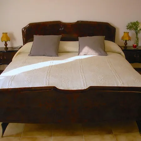 Cascina Tra I Vigneti A Дом отдыха Ницца-Монферрато