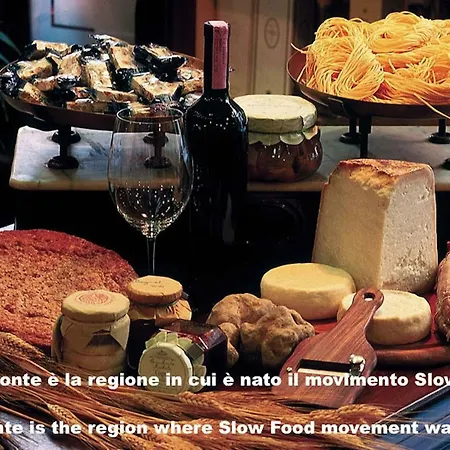 Cascina Tra I Vigneti A 別荘